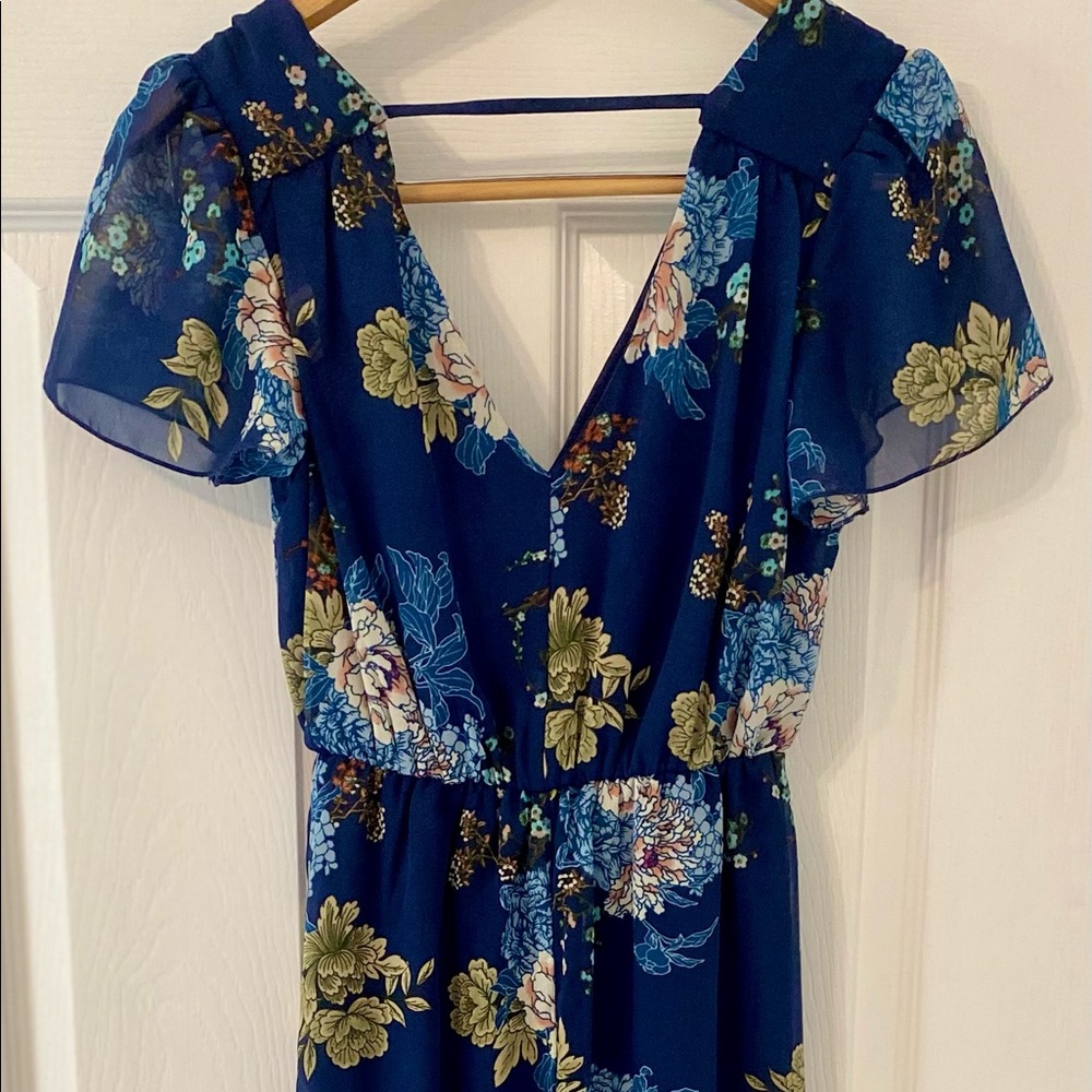 Summer floral maxi dress.